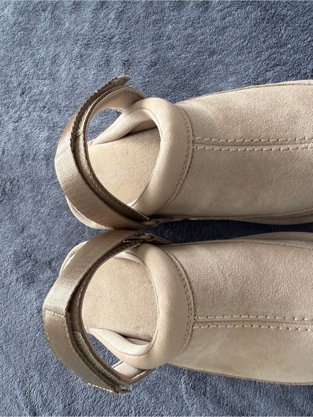 UGG Koolaburra by UGG Tizzey Women's Suede ClogsKoolaburra by UGG - Picture 9 of 9